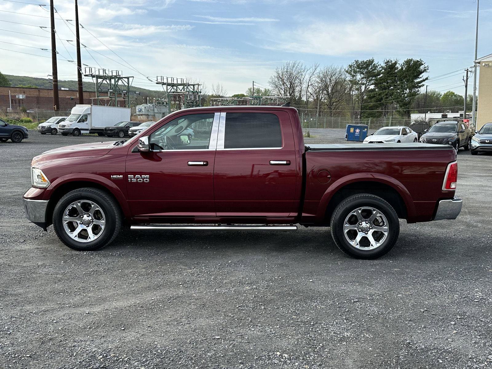 Used 2017 RAM 1500 Laramie image 5