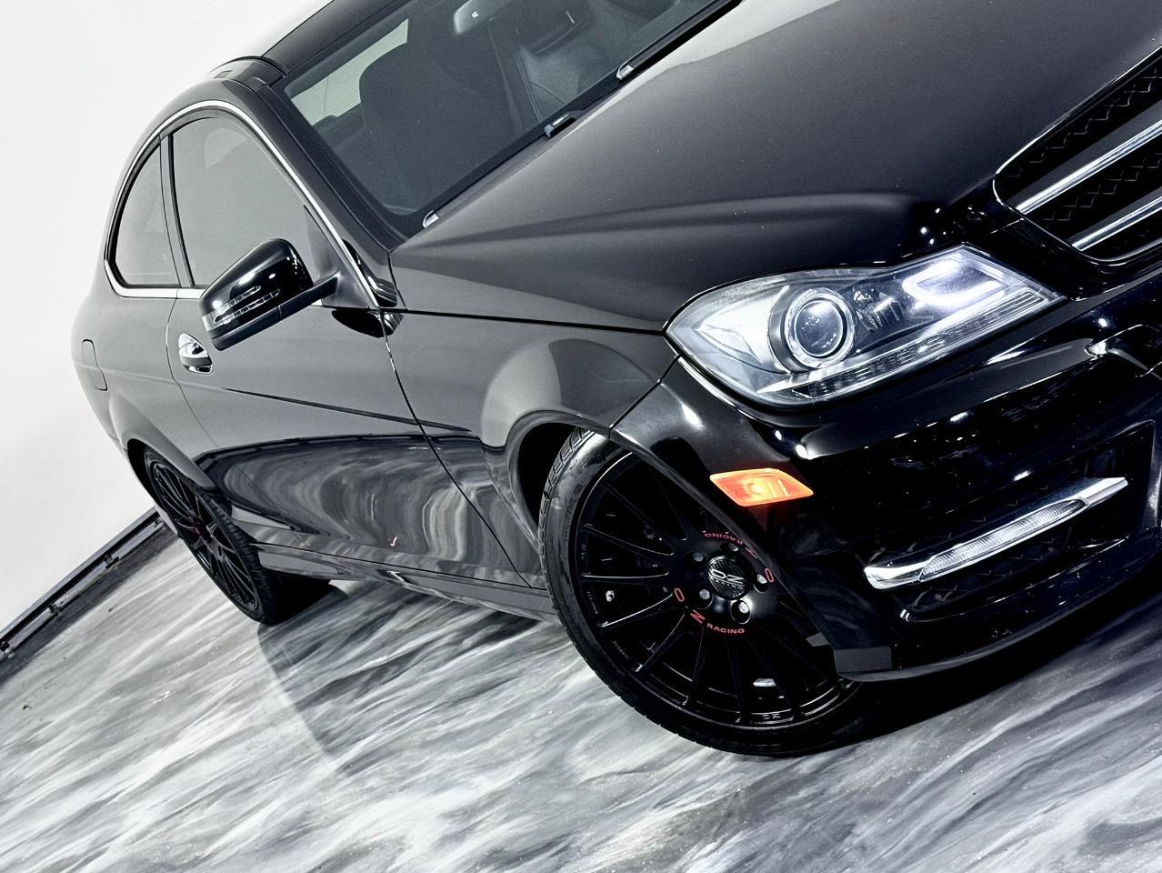 Used 2015 Mercedes-Benz C 350 4MATIC Coupe image 4