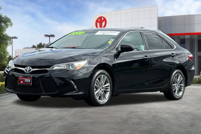 Used 2017 Toyota Camry SE FWD image 10