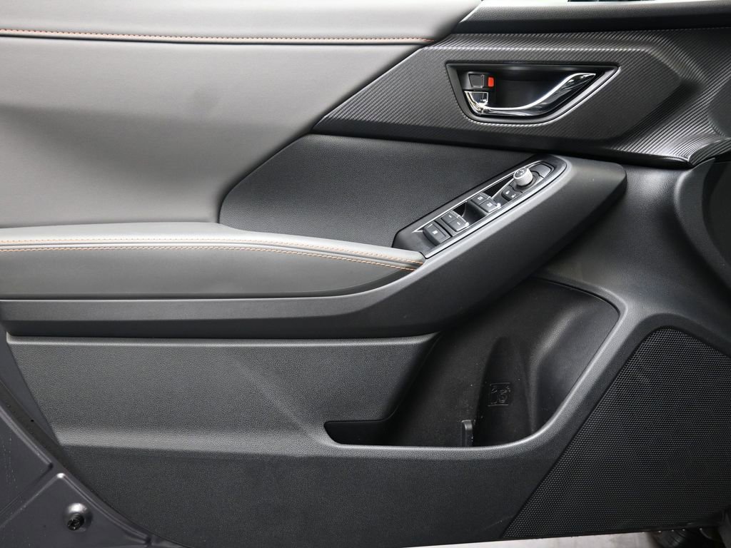 New 2026 Subaru Crosstrek 2.5i Limited w/ Crosstrek Mirror Package image 23
