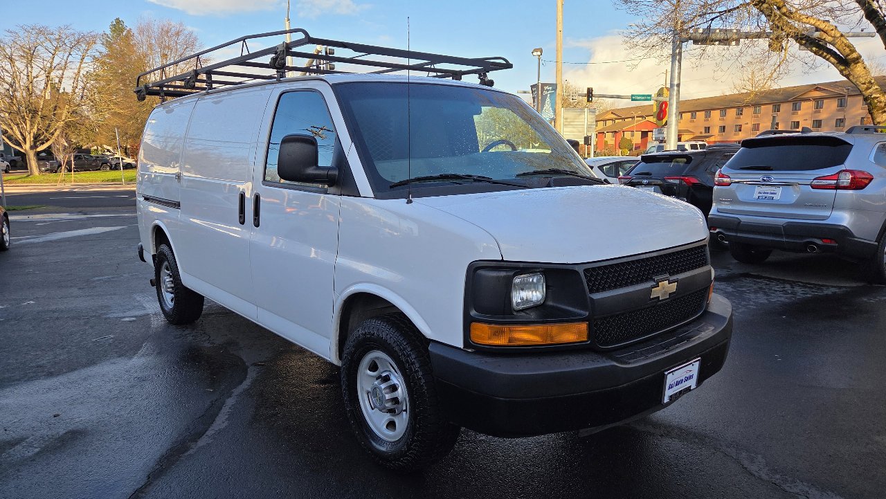 Used 2012 Chevrolet Express 3500 w/ Power Package image 5