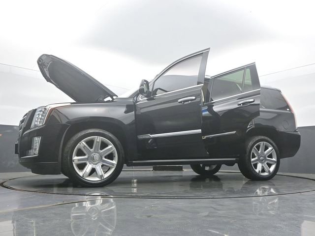 Used 2015 Cadillac Escalade Premium AWD/4WD image 59