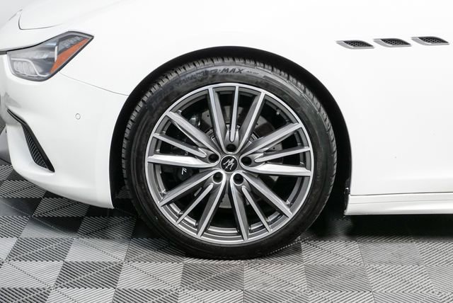 Used 2021 Maserati Ghibli S image 6