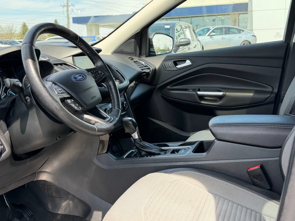 Used 2017 Ford Escape Titanium AWD/4WD image 8