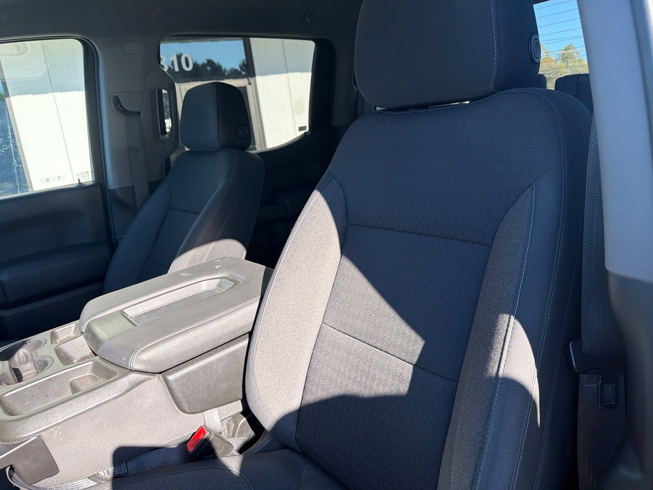 Used 2022 Chevrolet Silverado 1500 Custom AWD/4WD image 2