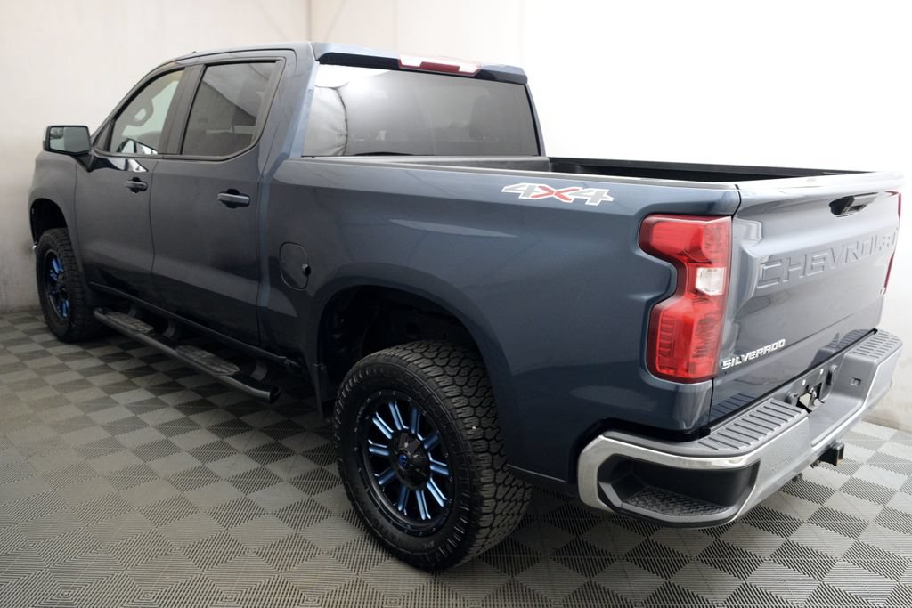 Used 2020 Chevrolet Silverado 1500 LT AWD/4WD image 7