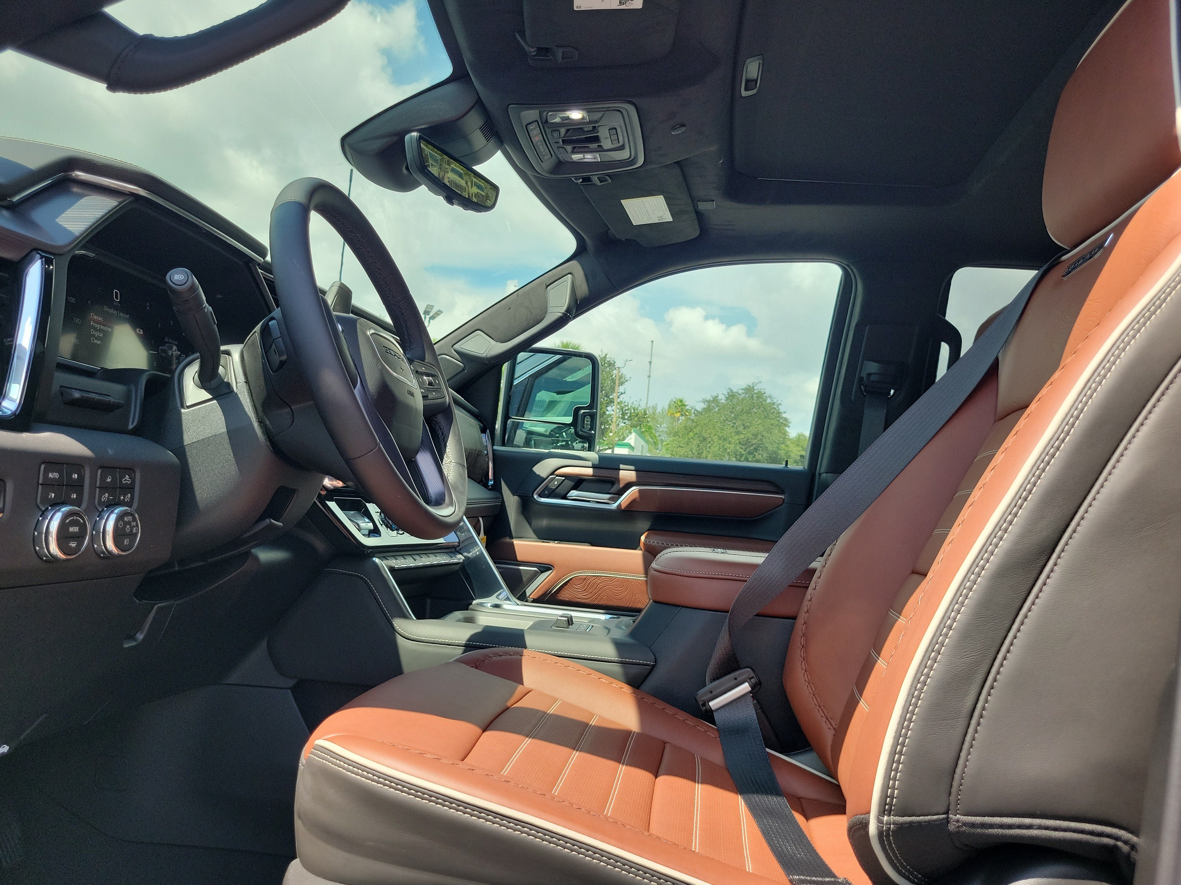 New 2026 GMC Sierra 2500 Denali Ultimate AWD/4WD image 8
