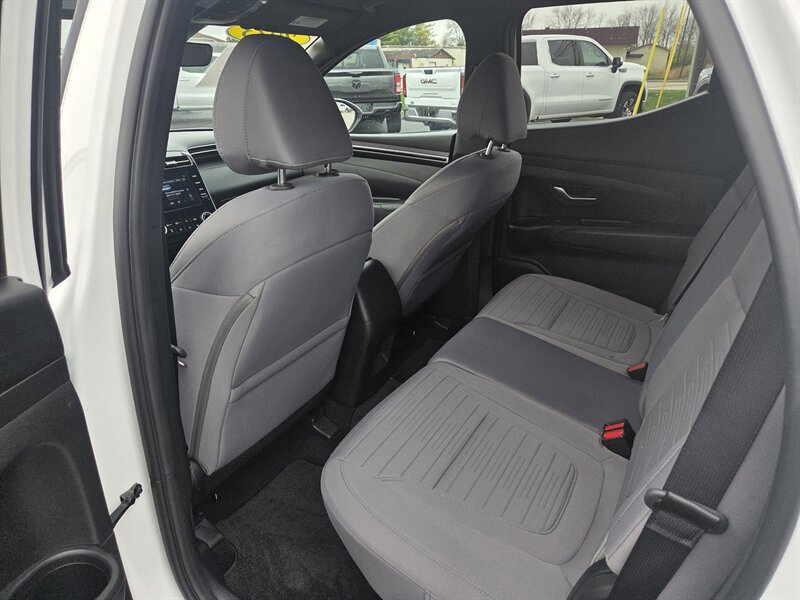 Used 2023 Hyundai Santa Cruz SEL w/ Cargo Package AWD/4WD image 11