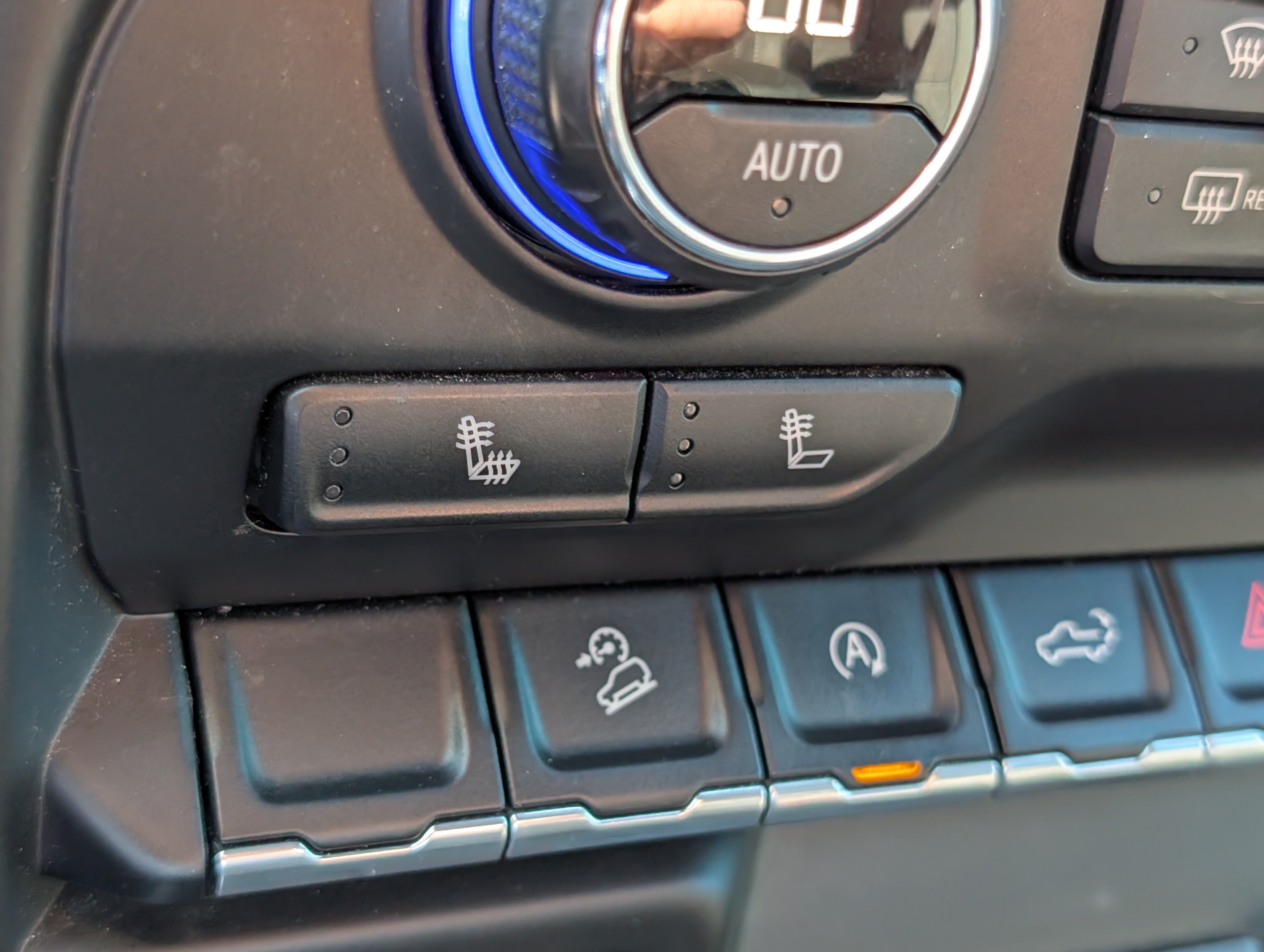 Used 2020 Chevrolet Silverado 1500 RST AWD/4WD image 28