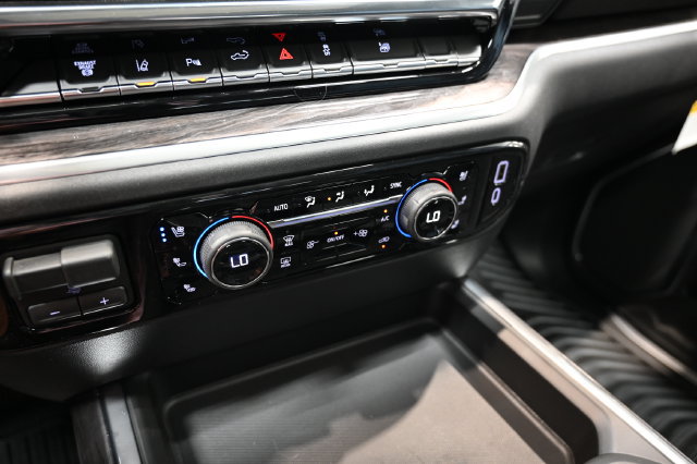 New 2026 Chevrolet Silverado 3500 LTZ w/ LTZ Plus Package AWD/4WD image 19