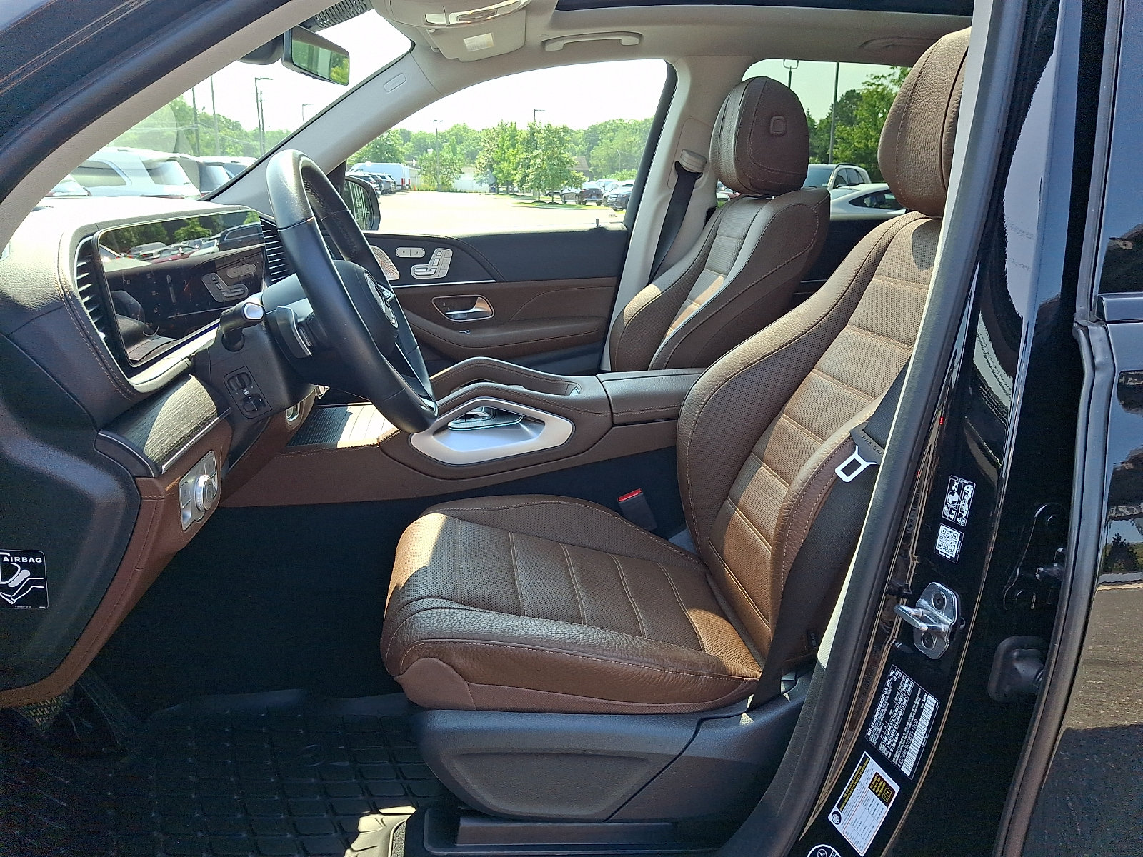 Used 2025 Mercedes-Benz GLE 580 4MATIC image 13
