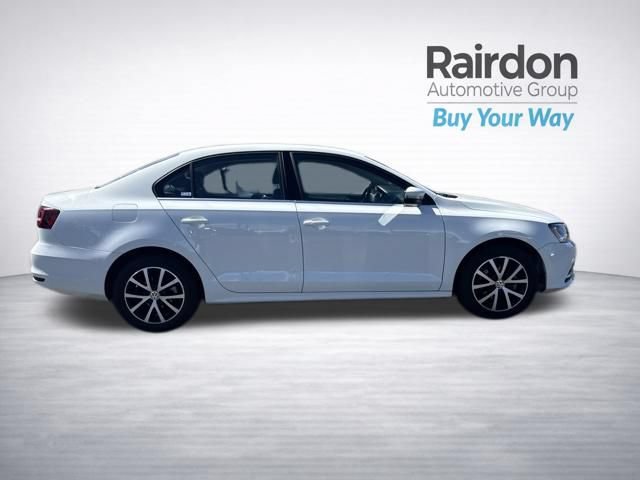 Used 2017 Volkswagen Jetta SE FWD image 8