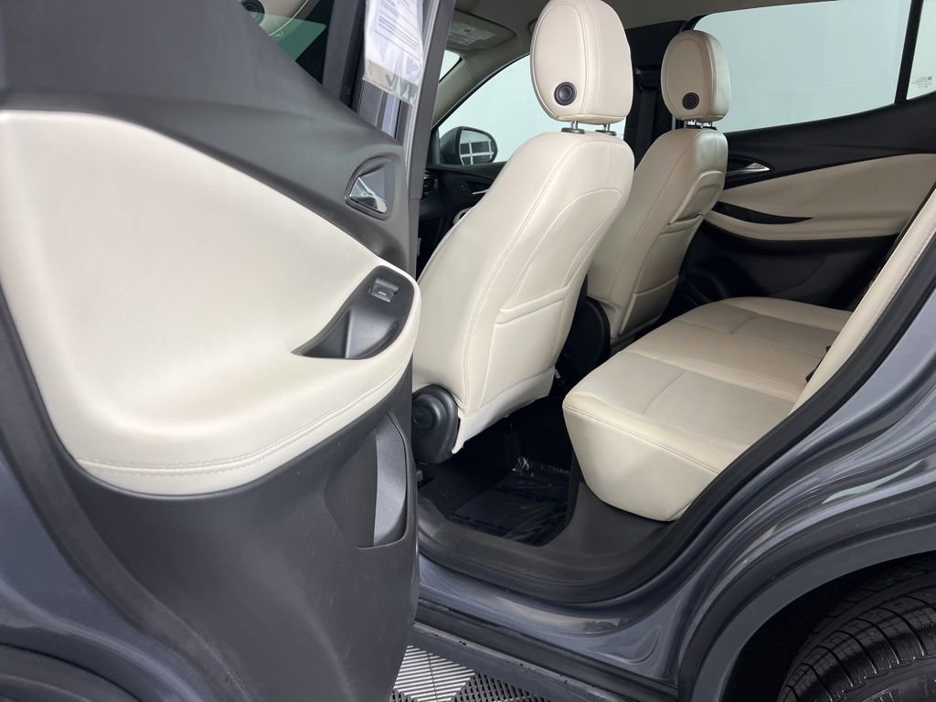Used 2021 Buick Encore GX Preferred AWD/4WD image 17