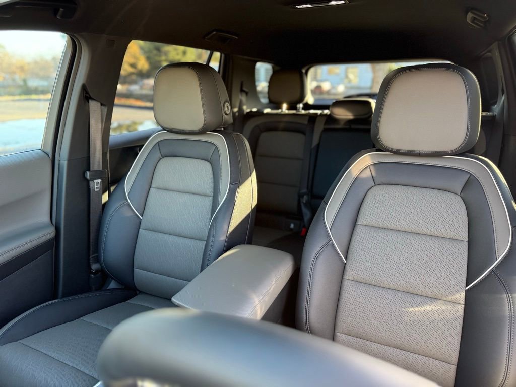 New 2026 Chevrolet Equinox LT w/ Convenience Package II image 25