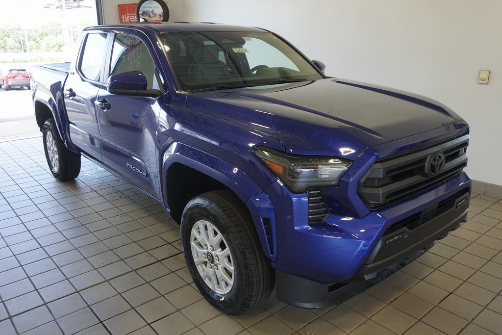 New 2025 Toyota Tacoma SR5 image 2