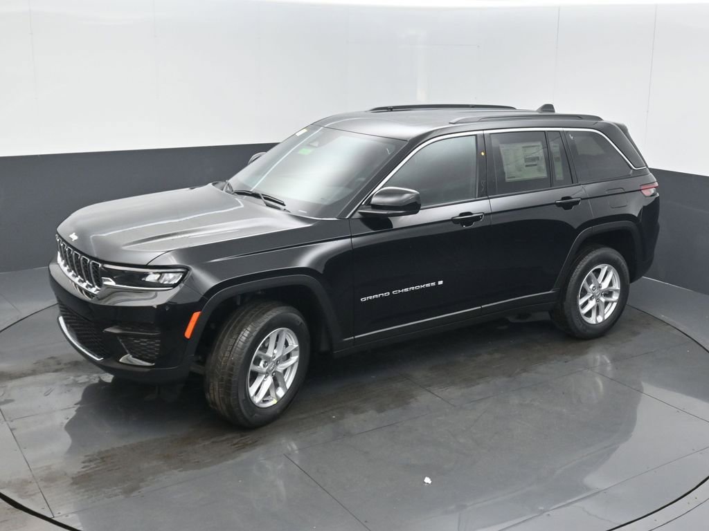 New 2026 Jeep Grand Cherokee Laredo image 39