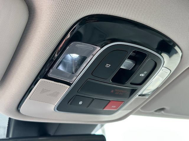 Used 2023 Hyundai Tucson Limited AWD/4WD image 30
