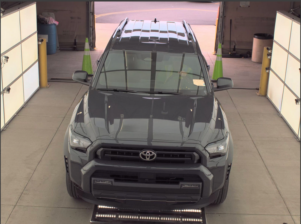 Used 2025 Toyota 4Runner SR5 AWD/4WD image 6