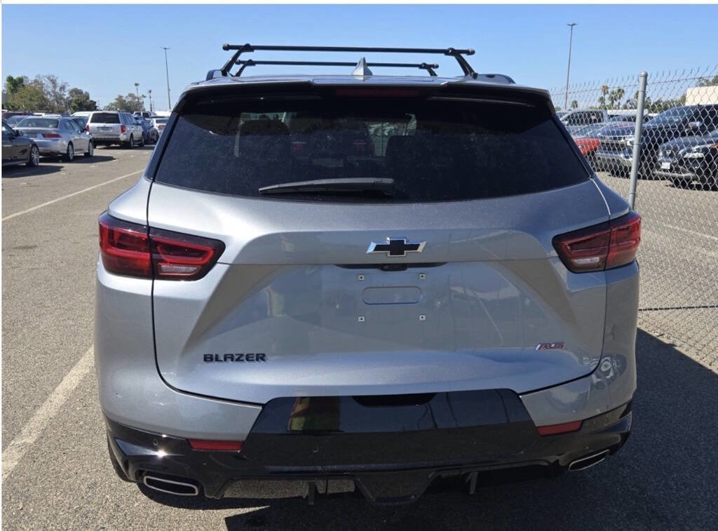 Used 2024 Chevrolet Blazer RS w/ Driver Confidence II Package image 4