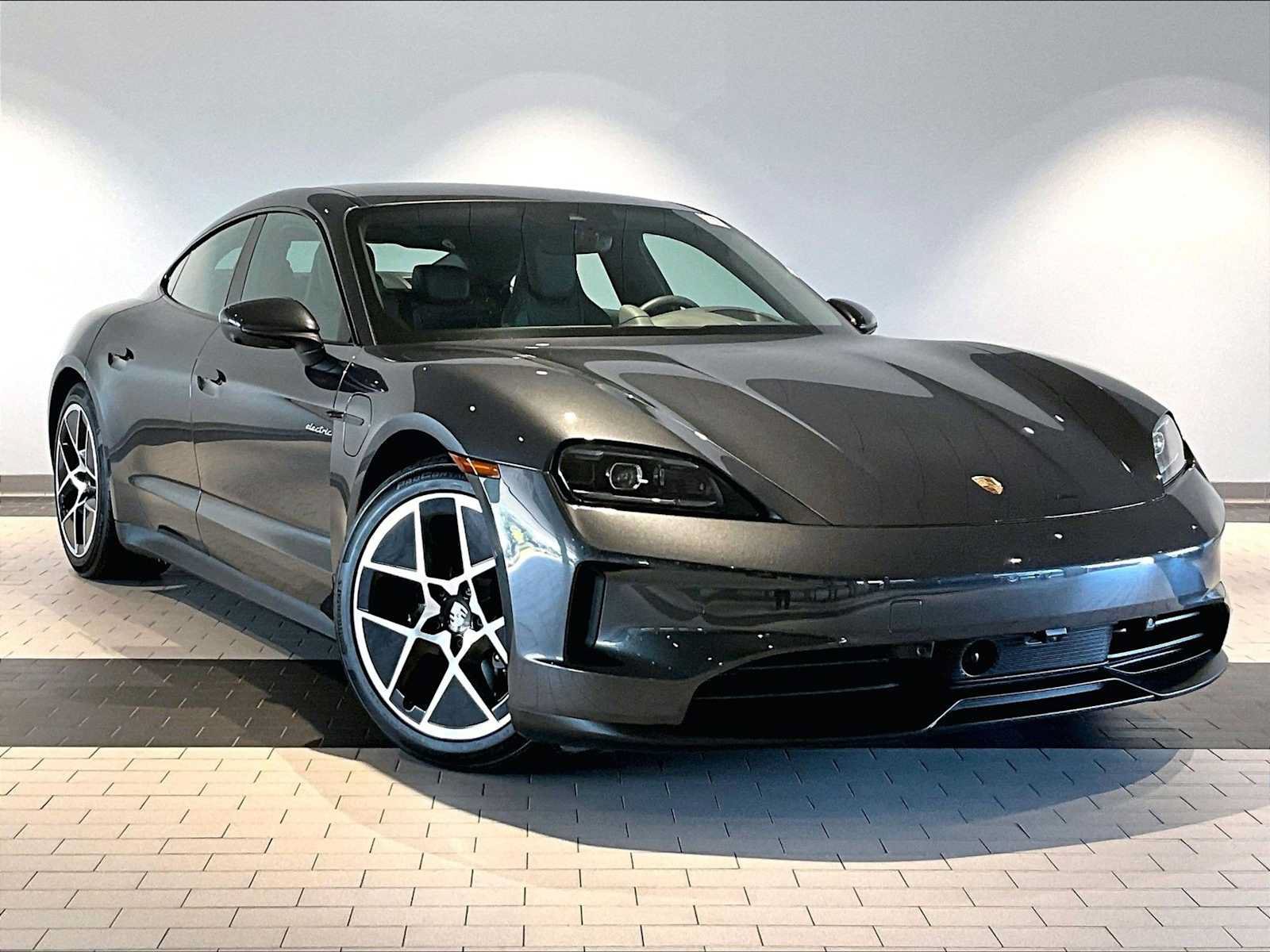 Used 2025 Porsche Taycan RWD image 12