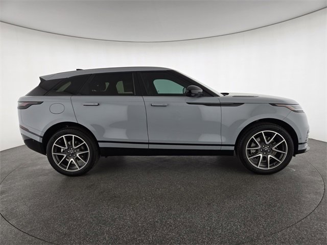 New 2026 Land Rover Range Rover Velar Dynamic SE image 29