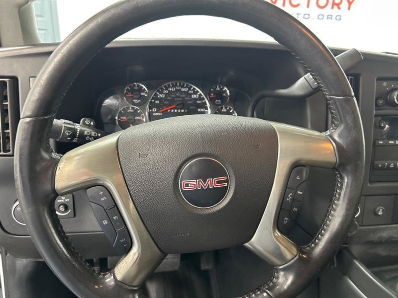 Used 2017 GMC Savana 2500 RWD image 16