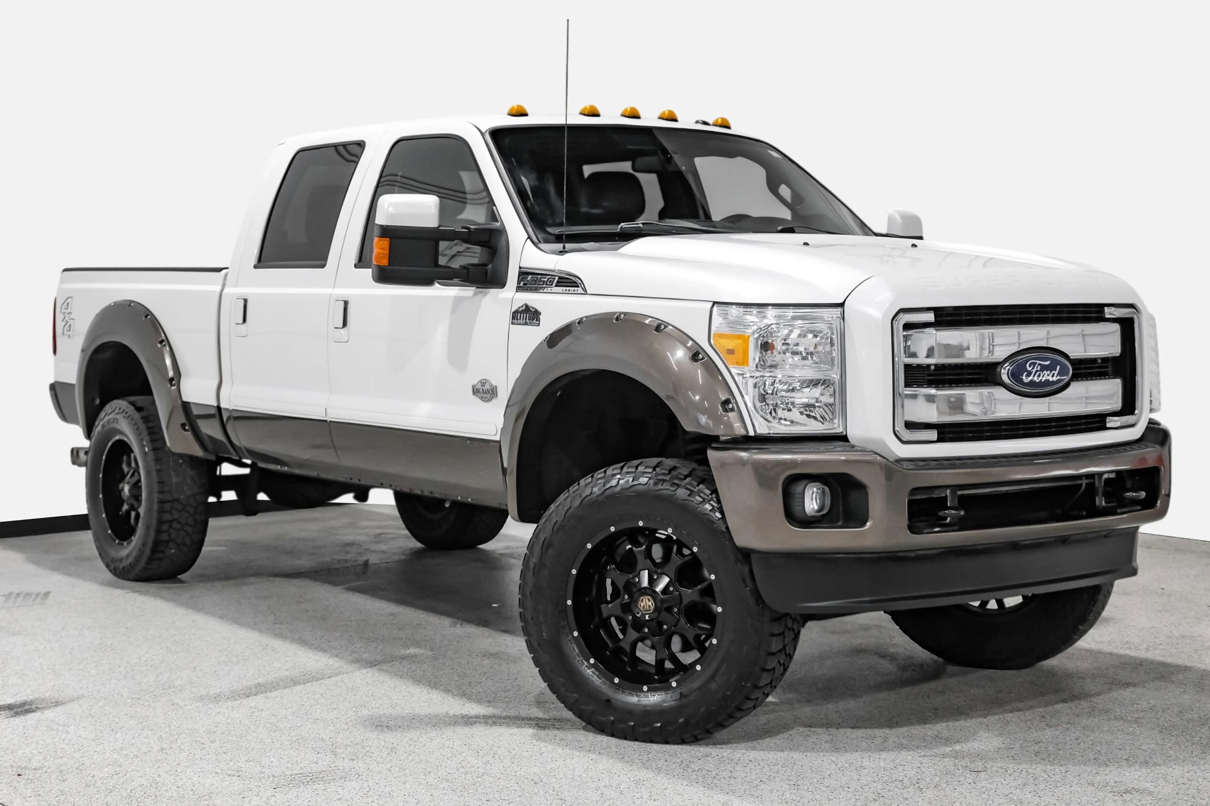 Used 2016 Ford F350 King Ranch w/ Snow Plow Prep Package image 4