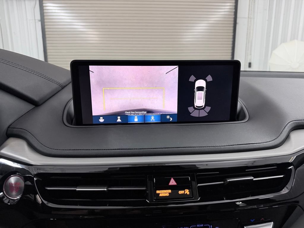 Used 2022 Acura MDX FWD w/ Technology Package image 16