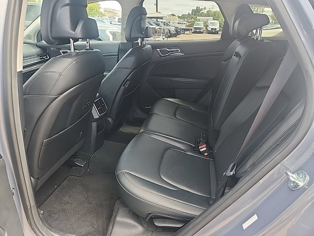 Certified 2024 Kia Sportage EX FWD image 20