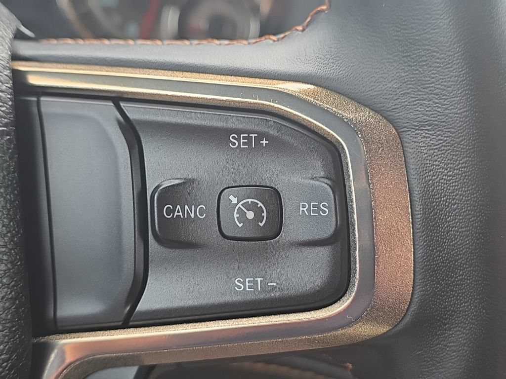 Used 2022 RAM 1500 Limited w/ Body Color Bumper Group AWD/4WD image 31