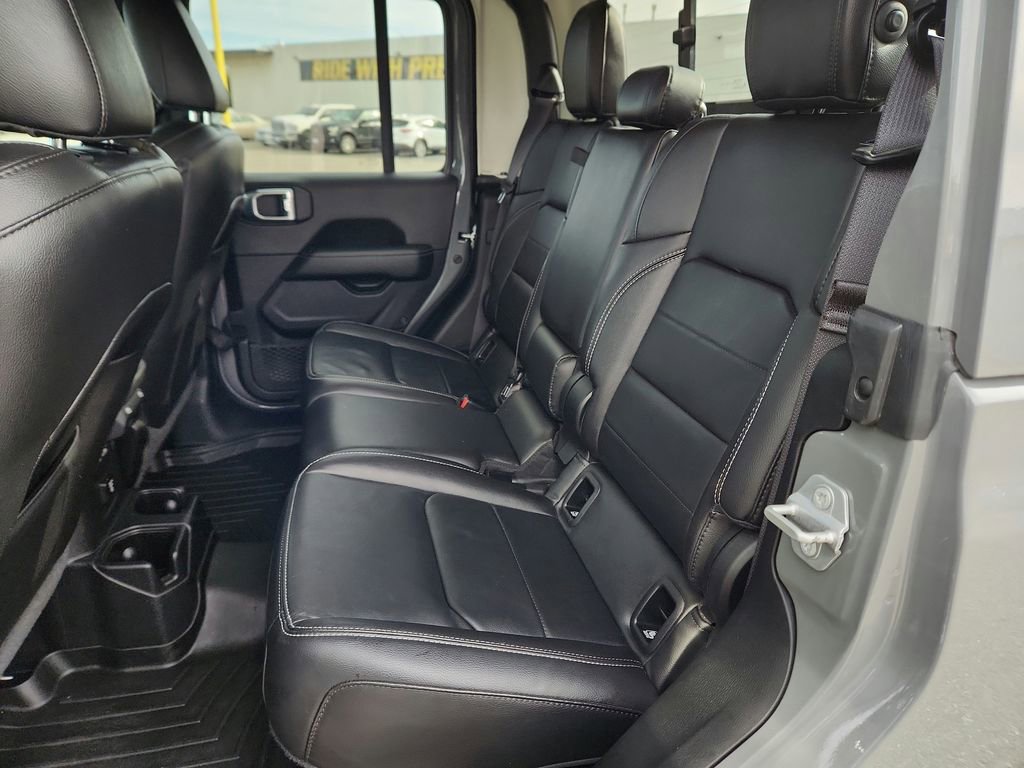 Used 2021 Jeep Gladiator Overland w/ Uconnect 4C Nav & Sound Group AWD/4WD image 20