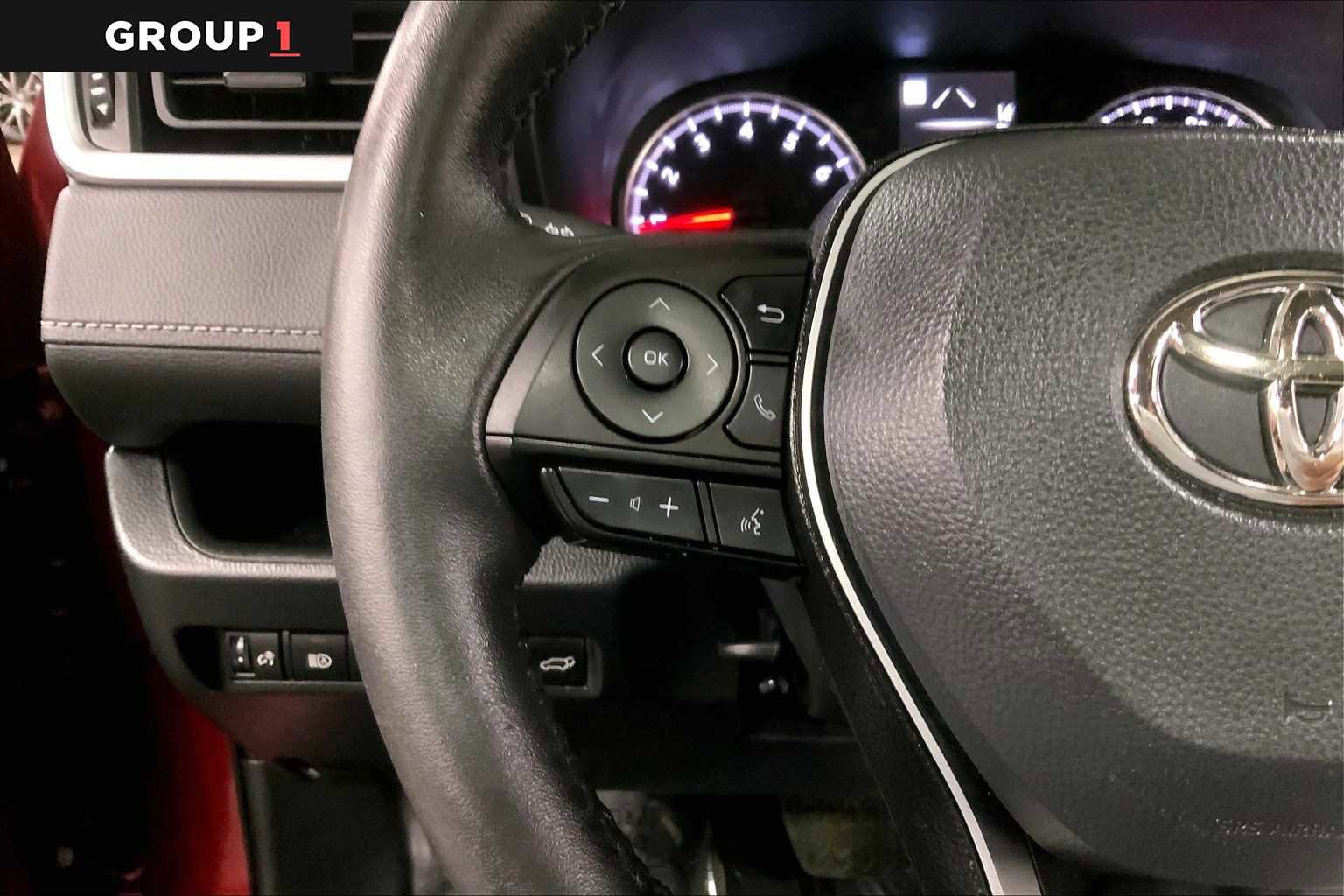 Used 2022 Toyota RAV4 XLE w/ Convenience Package image 24