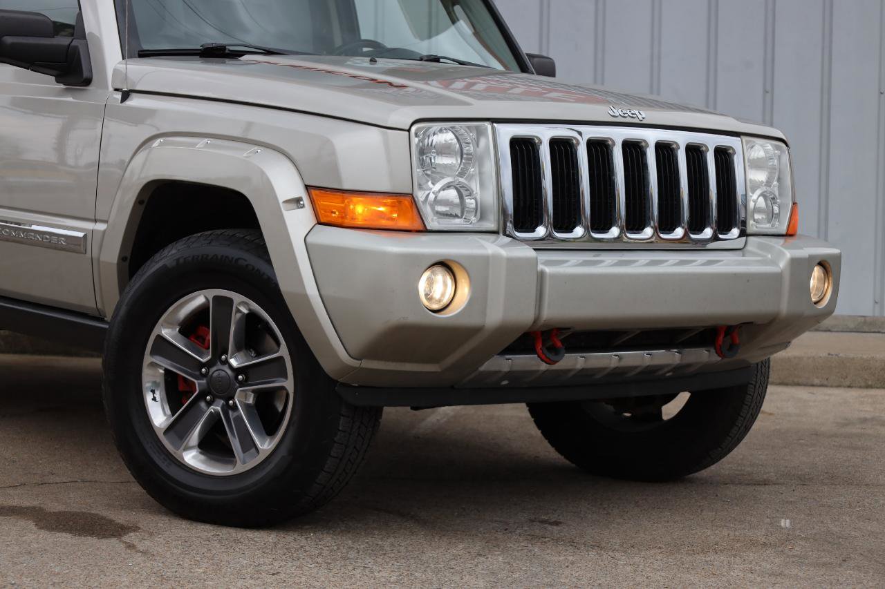 Used 2007 Jeep Commander Limited w/ Trailer Tow Group IV image 3