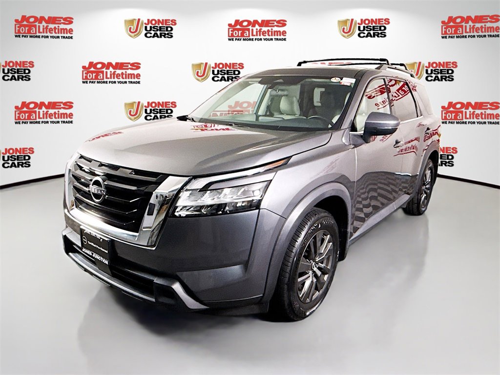 Certified 2022 Nissan Pathfinder SV w/ SV Premium Package image 14