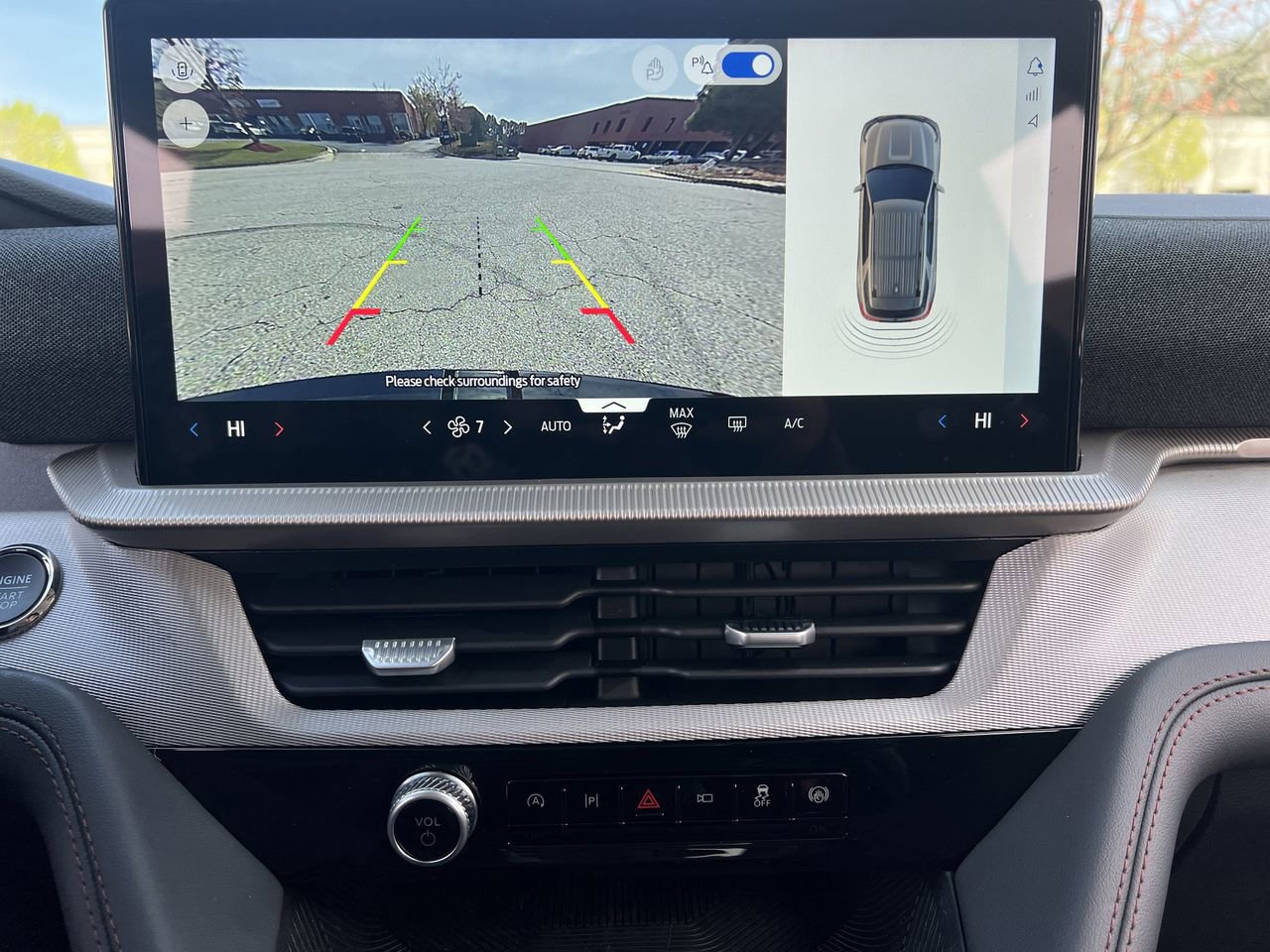 New 2026 Ford Explorer Active RWD image 5