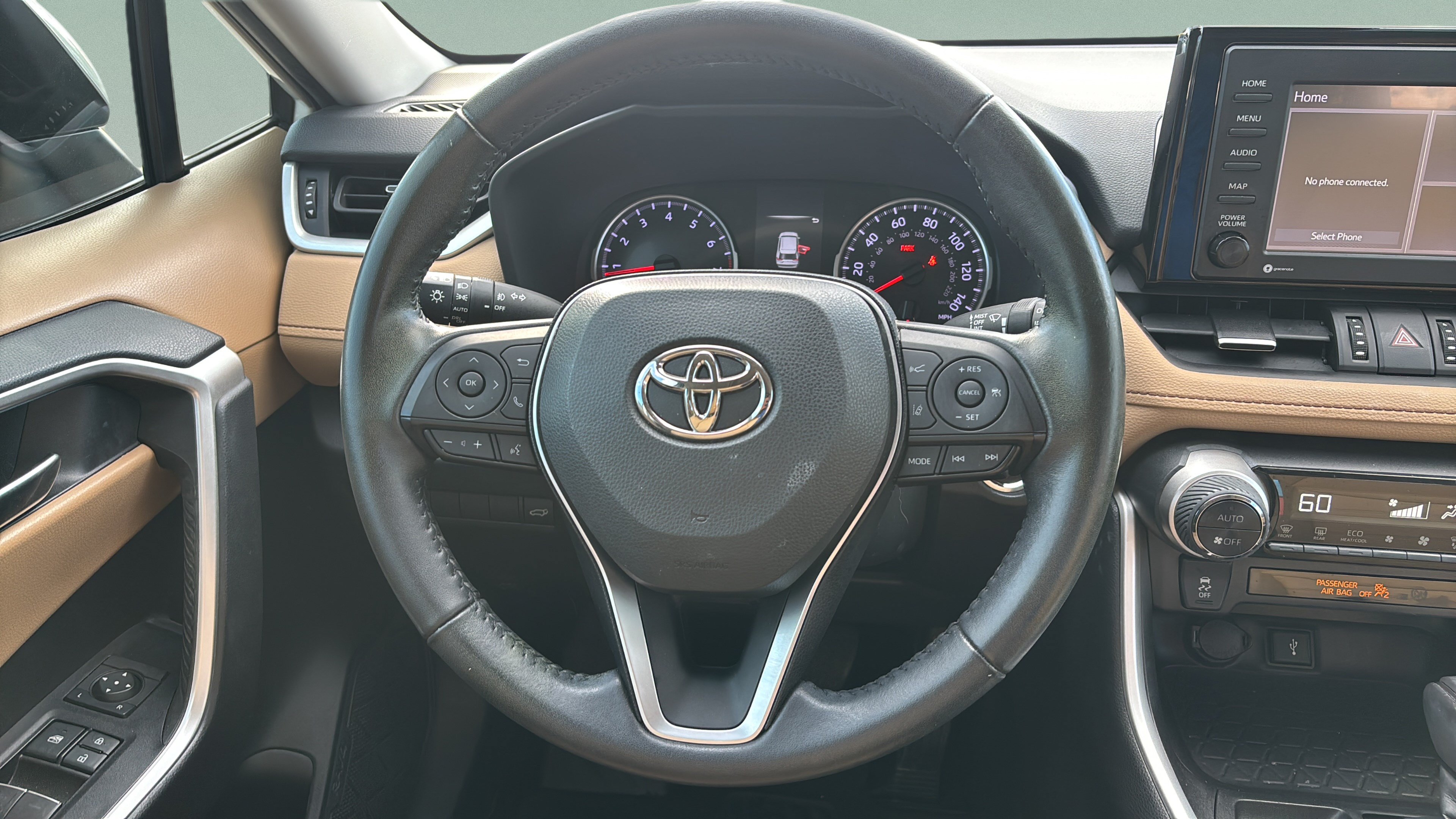 Used 2022 Toyota RAV4 XLE Premium FWD image 27
