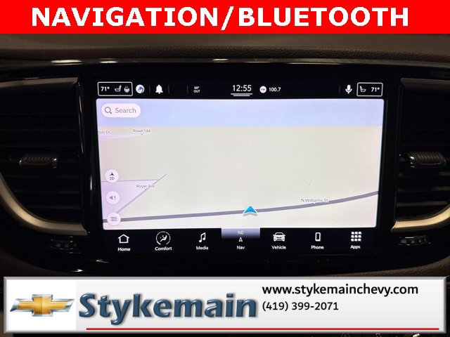 Used 2021 Chrysler Pacifica Touring-L w/ Uconnect Theater Family Group image 4
