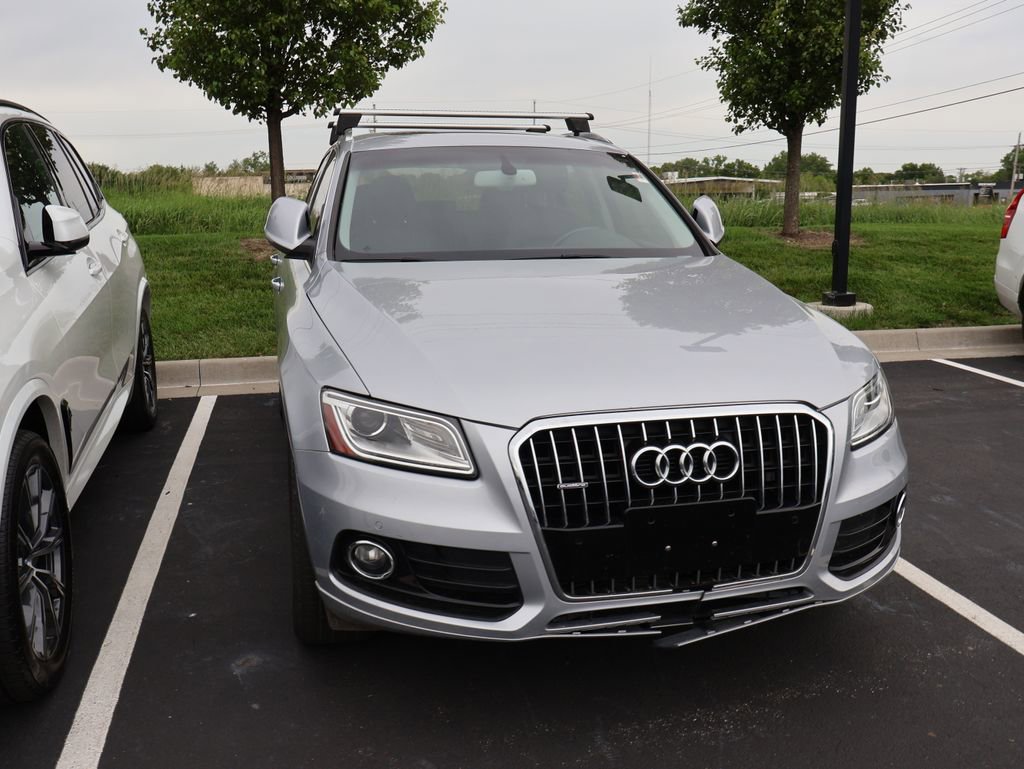 Used 2015 Audi Q5 2.0T Premium Plus w/ Technology Package AWD/4WD image 4
