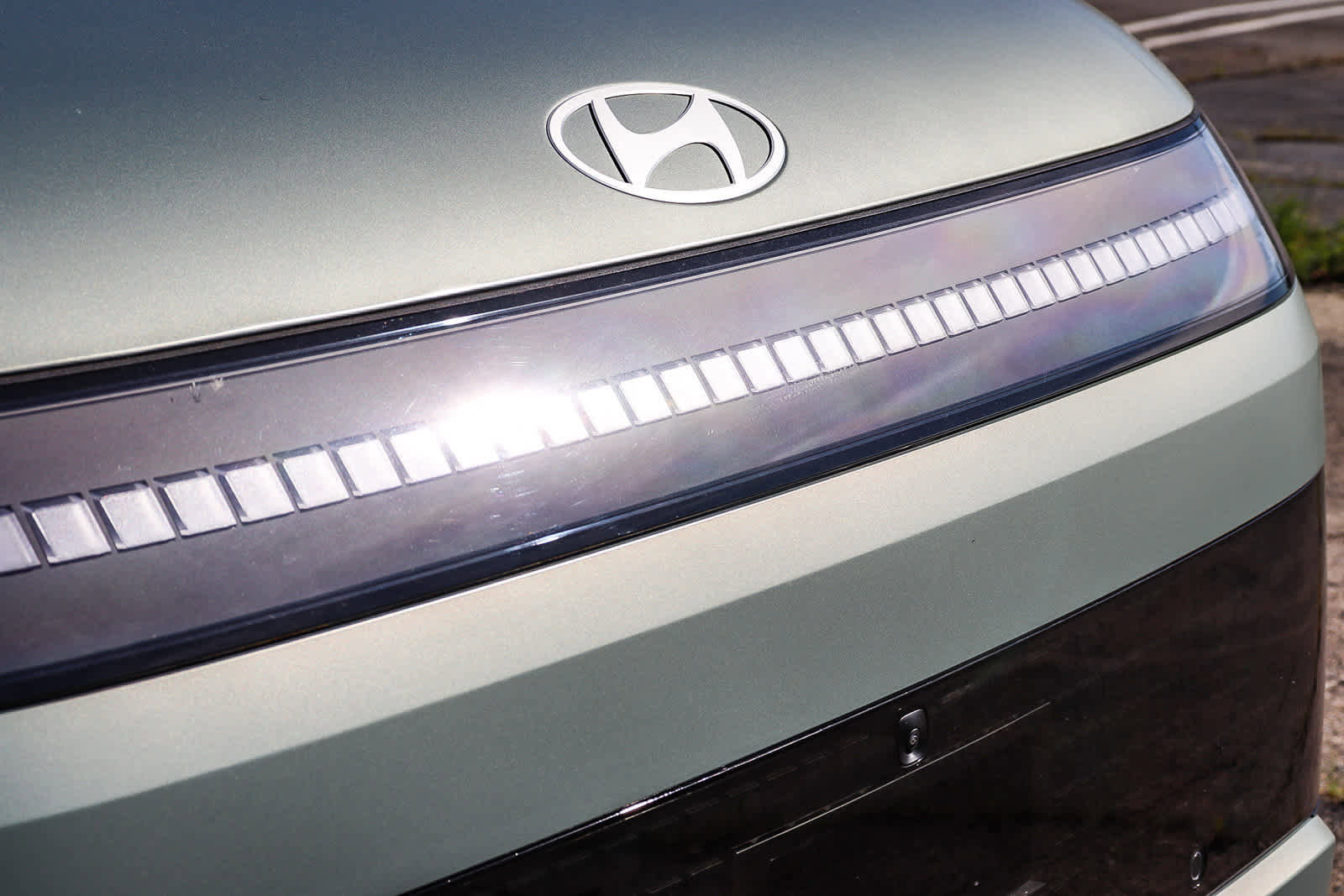 New 2026 Hyundai Ioniq 9 Calligraphy image 5