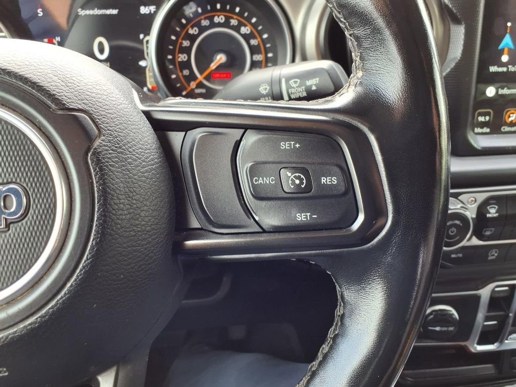 Used 2021 Jeep Gladiator Willys image 14