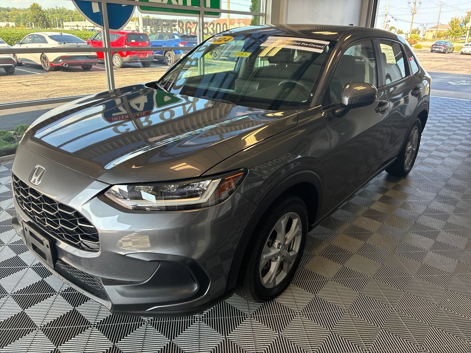 Used 2024 Honda HR-V LX image 3