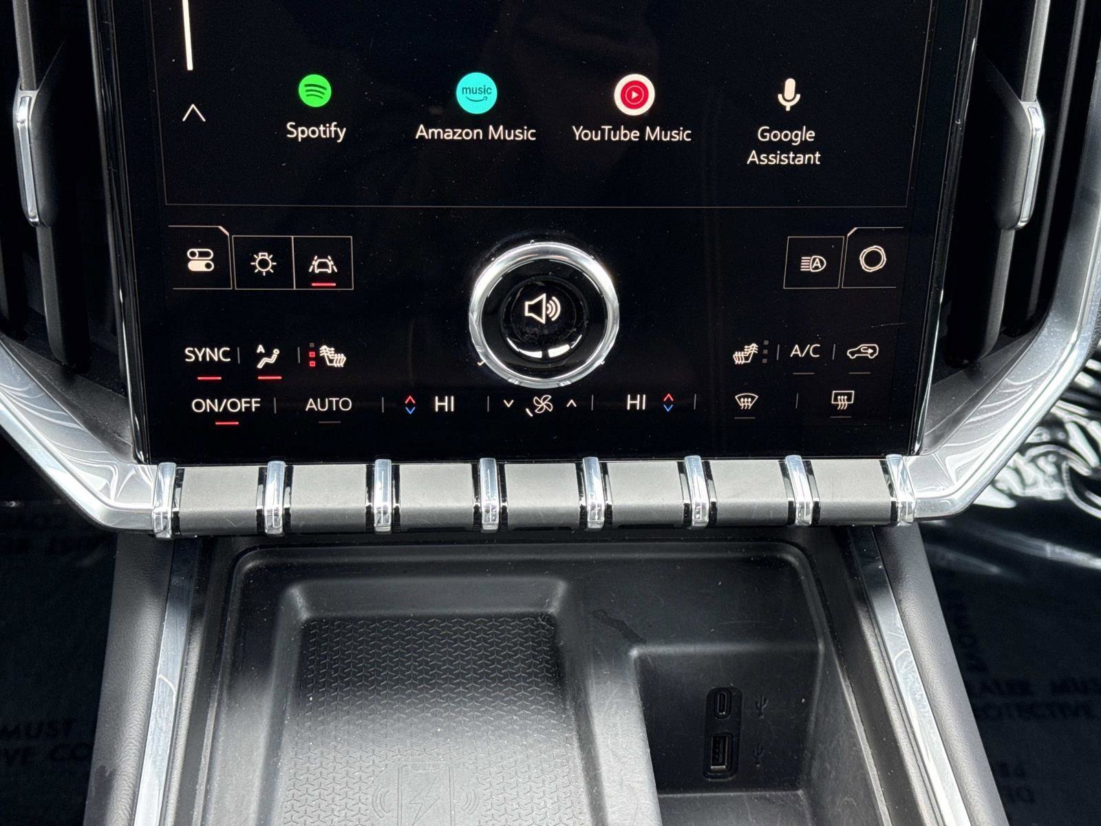 Used 2025 GMC Acadia Elevation image 5