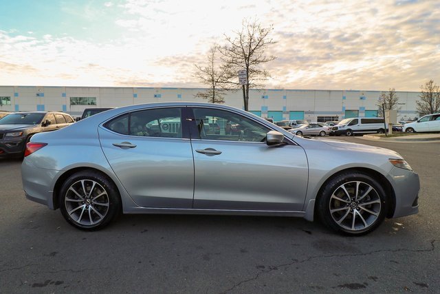 Used 2017 Acura TLX V6 SH-AWD w/ Technology Pkg image 10