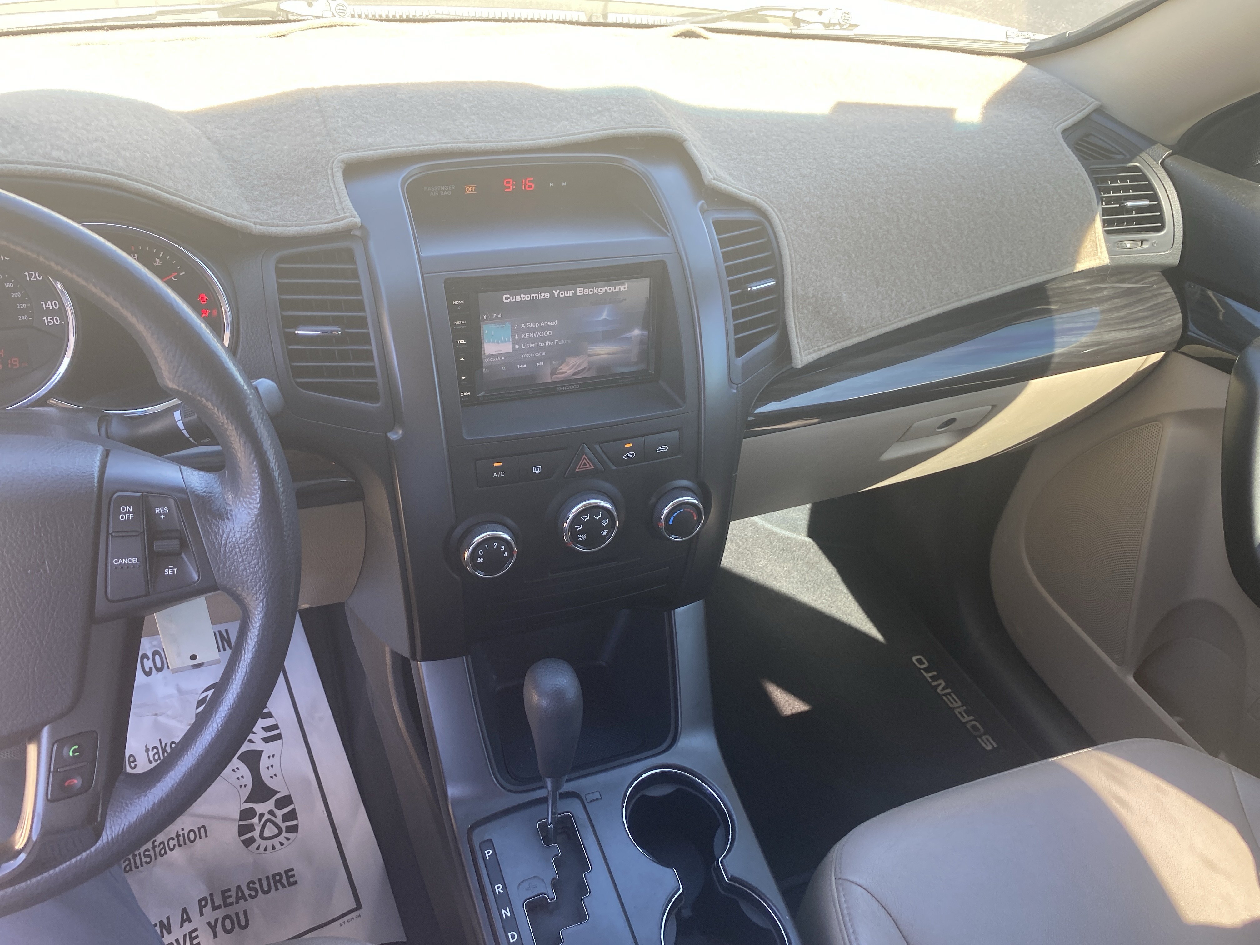 Used 2011 Kia Sorento 2WD image 17