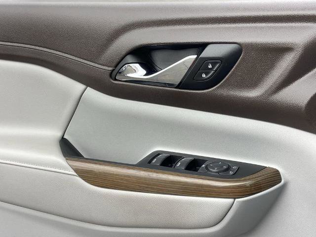 Used 2023 GMC Acadia SLE w/ Driver Convenience Package image 18