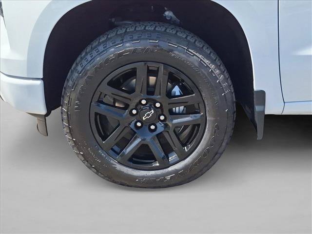Used 2024 Chevrolet Silverado 1500 RST w/ Convenience Package II AWD/4WD image 24