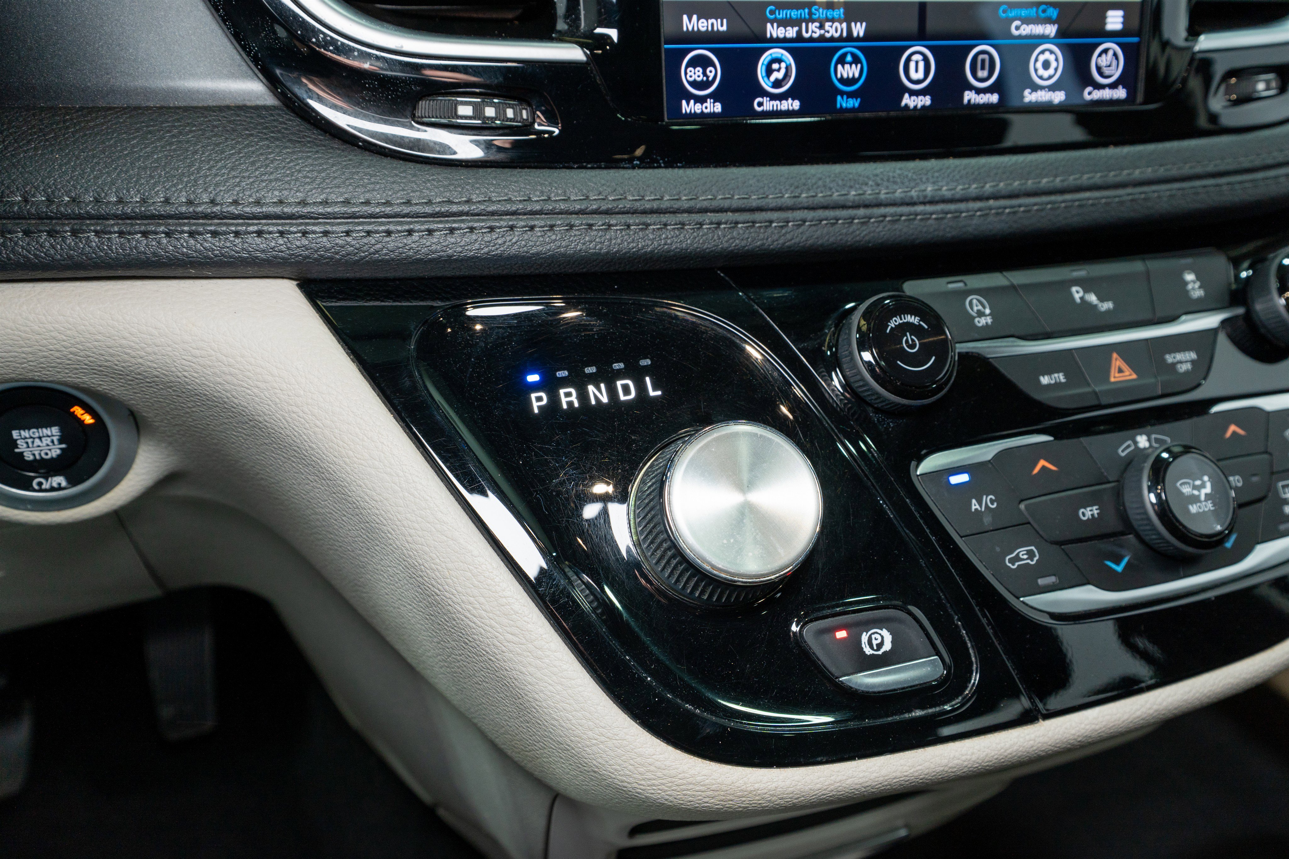 Used 2020 Chrysler Pacifica Limited image 23