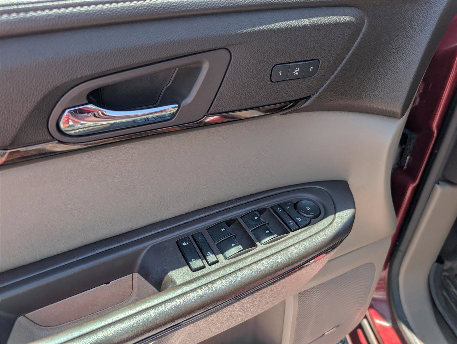 Used 2015 GMC Acadia Denali FWD image 11