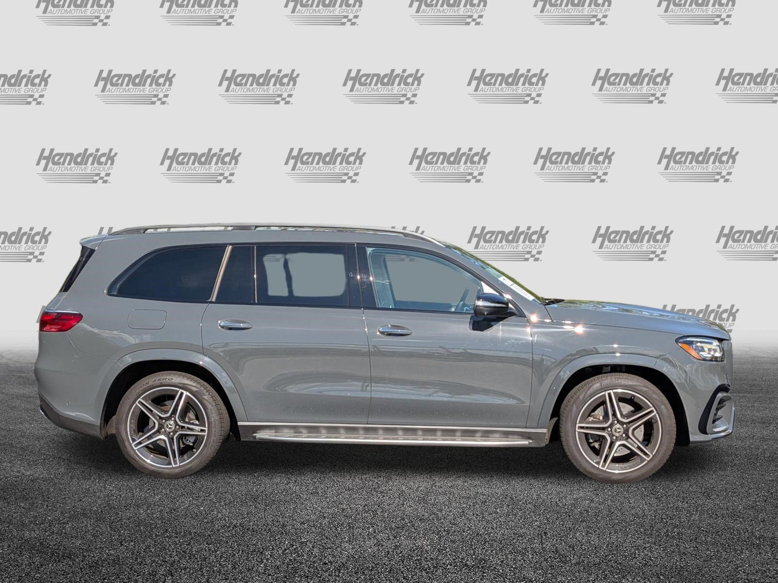 Certified 2025 Mercedes-Benz GLS 450 4MATIC image 11
