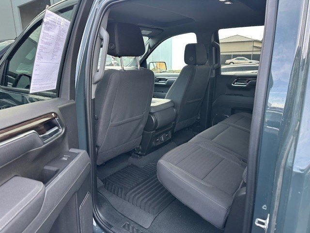 Used 2025 Chevrolet Silverado 1500 LT image 6